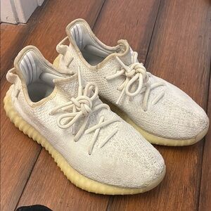 Yeezy 350- white
